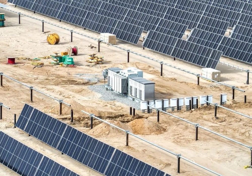 Solar_farm_construction_f2b9b38b64